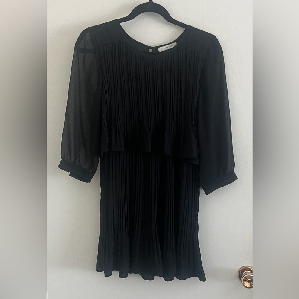 Black Pleated Keyhole Back Japanese Mini Dress